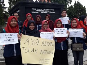 Read more about the article Mahasiswa Program Studi Kesehatan Masyarakat Memperingati Hari AIDS Sedunia