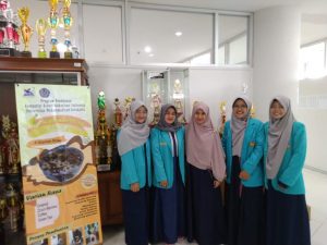 Read more about the article FIK-UMS Student Team Passed the 2018 Indonesian Student Business Competition (KBMI)