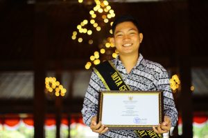 Read more about the article Profil M Raja Pangestu, Mahasiswa Prodi Kesehatan Masyarakat Terpilih sebagai  Duta Generasi Berencana Kota Surakarta Tahun 2018