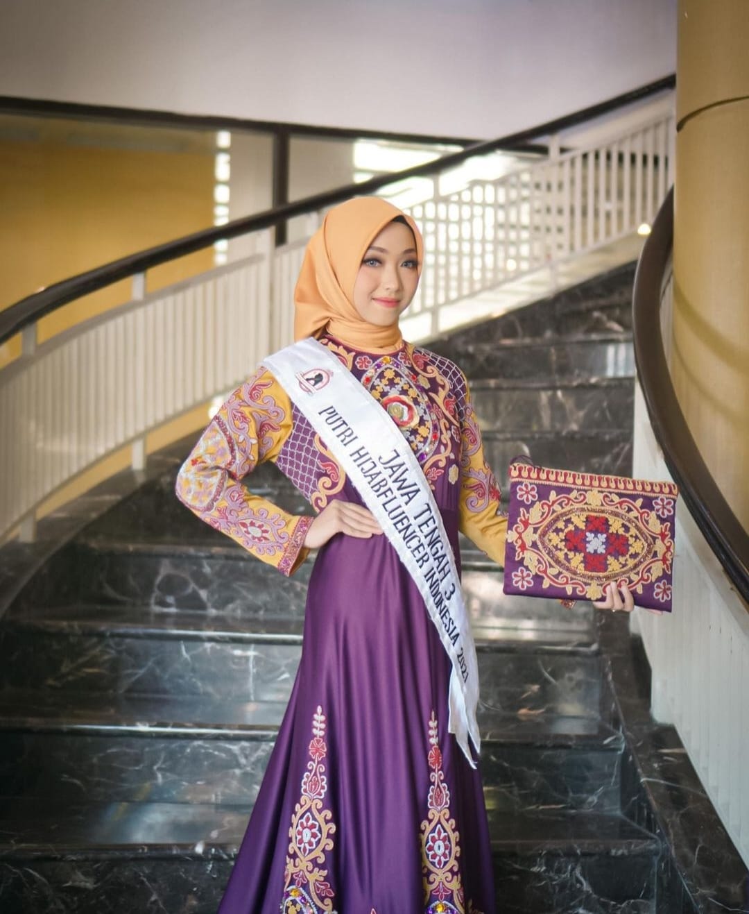 Read more about the article Mahasiswa Prodi Kesehatan Masyarakat UMS Masuk Grand Final Putri Hijab Influencer 2021