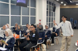 Read more about the article Hardika Dwi Hermawan Dorong Mahasiswa Kesmas UMS Menjadi Agen Pemberdayaan Masyarakat